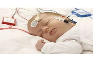  آغاز ارائه خدمات غربالگری شنوایی نوزادان در مرکز  خدمات جامع سلامت شهری- روستایی بهداشت شهرستان سروستان